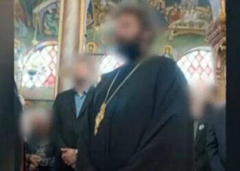 Απίστευτη υπόθεση: Έγινε παπάς για να γλιτώσει από τα… χρέη (φωτο, video)