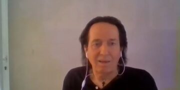 Σε κατάσταση Σοκ ο Πασχάλης: Έμαθε on air ότι πέθανε ο Γιάννης Βογιατζής[video]