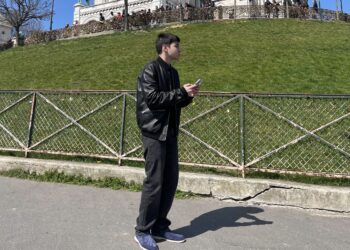 Ο Togi έχει την ικανότητα να προσελκύει τους θαυμαστές του και να τους κάνει να λαχταρούν για περισσότερα