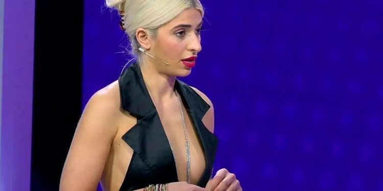 Alldaynews.gr My Style Rocks: «Είναι φουλ σφιχτό πάνω σου και τα δείχνει όλα»