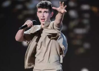 Alldaynews.gr Eurovision 2023: «Φυγάδευσαν» τον Βίκτωρα μετά τον αποκλεισμό του – Ξέσπασε ο Λιάγκας με την ελληνική συμμετοχή