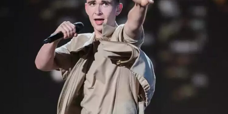 Alldaynews.gr Eurovision 2023: «Φυγάδευσαν» τον Βίκτωρα μετά τον αποκλεισμό του – Ξέσπασε ο Λιάγκας με την ελληνική συμμετοχή