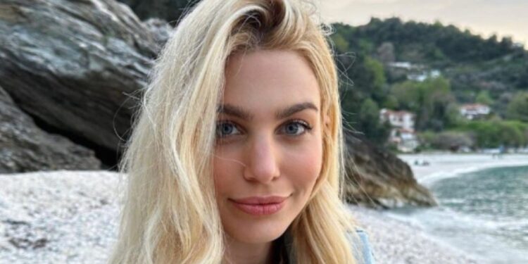 Βάλια Χατζηθεοδώρου