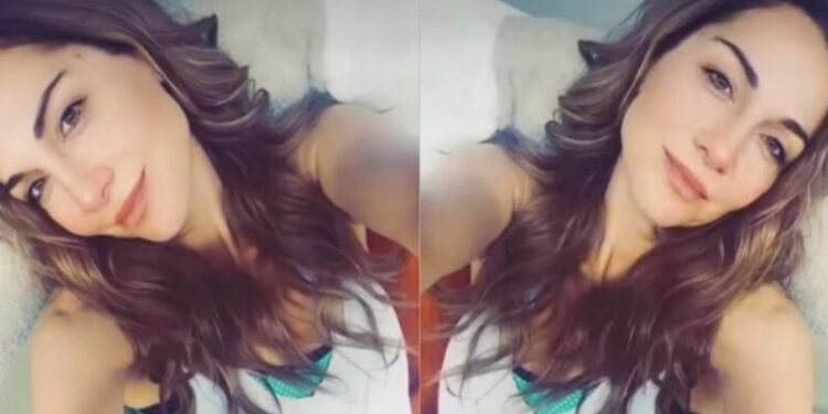 «Σαν 20χρονη»: Η Δέσποινα Βανδή ποζάρει χωρίς ίχνος μακιγιάζ και όλοι μιλάνε για τις φωτογραφίες της