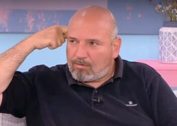 Ζωιδάκης: «Στα 13 μου σε ένα πανηγύρι ήρθε ένας, μου έβγαλε πιστόλι και είπε “ή θα το παίξεις ή θα σου παίξω”» (video)