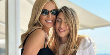 Alldaynews.gr Τα “σπάει” η Καινούργιου στο γάμο Μουζουράκη-Κόζαρη: Η φώτο με την εγκυμονούσα νύφη & το ξέφρενο τραγούδι στο πάρτι