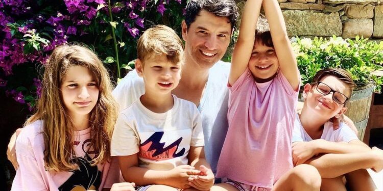 Κόλαφος Μαρία Κορινθίου εναντίον Ελένης Χατζίδου: «Κουτσομπολορεπορτάζ – Η απόγνωση φαίνεται, δυστυχώς»