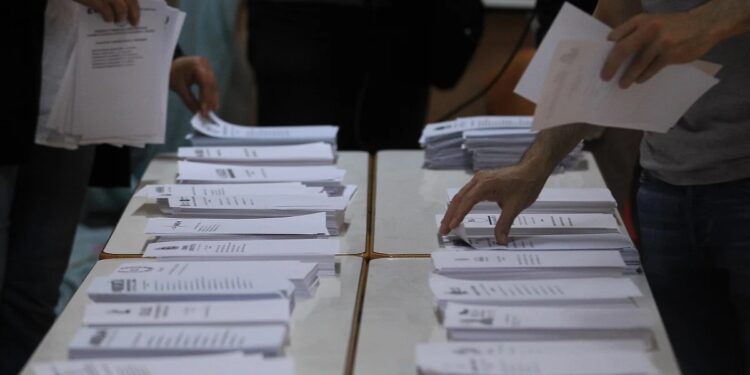 Exit Poll 2023: Ανατροπή με μεγάλη νίκη Μητσοτάκη – Δείτε τα ποσοστά (φωτο, video)