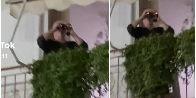 Alldaynews.gr Viral το video στο TikTok με τη γιαγιά-κατάσκοπο