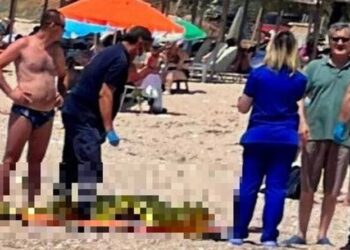 Φρίκη στη Θάσο: Νεαρή γυναίκα πέθανe στην παραλία περιμένοντας ασθενοφόρο
