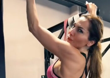 Έγινε viral σε δευτερόλεπτα: Η Βανδή γυμνάζεται με τον “γαμπρό” της και μας δείχνει την αλήθεια πίσω από το TikTok