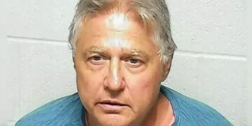 Απίστευτο περιστατικό στις ΗΠΑ: Ονειρεύτηκε ότι τον έκλεβαν και αυτοπυροβολήθηκε στον ύπνο του