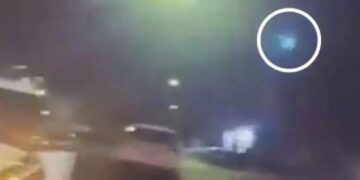 ΗΠΑ: Αστυνομικοί ισχυρίζονται ότι κατέγραψαν UFO και πολίτες «είδαν εξωγήινους» (video)