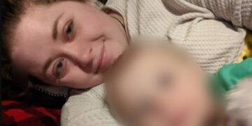 Ασύλληπτη Τρaγωδία: Δίχρονο αγοράκι πυροβόλησε και σκότωσe την έγκυο μητέρα του