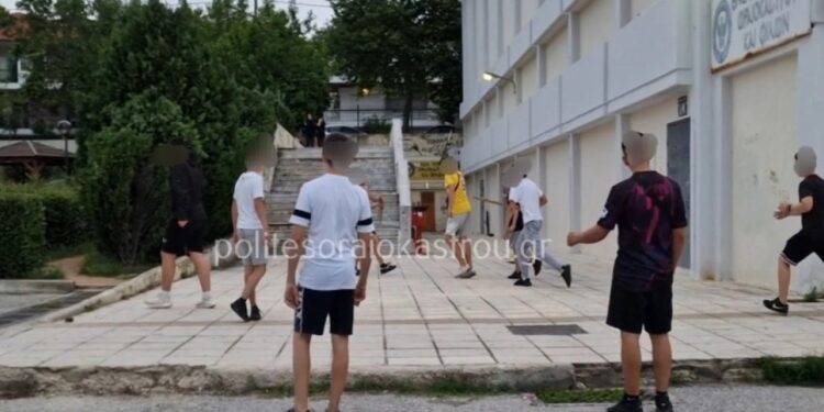 Alldaynews.gr Θεσσαλονίκη: Τρεις συλλήψεις ανηλίκων για την άγρια συμπλοκή στο Ωραιόκαστρο