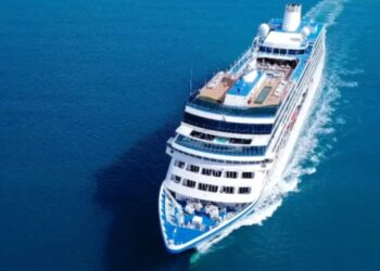 Ασύλληπτη Τραγωδία με 7χρονο που έπεσε από πλοίο-Νεκρή και η μαμά του που βούτηξε να το σώσει