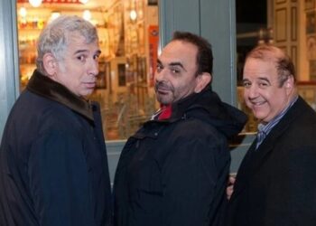 Μεγάλη Ανατροπή! Ο Πέτρος Φιλιππίδης επιστρέφει στην τηλεόραση με τη σειρά «Πενήντα – πενήντα»