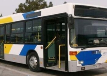 Alldaynews.gr Νίκαια: Μητέρα παράτησε την 7χρονη κόρη της μέσα σε λεωφορείο