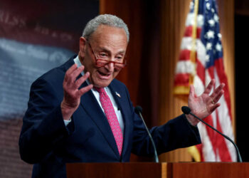 «Η Τουρκία απειλεί την παγκόσμια ασφάλεια»! Στο πλευρό των ομογενών ο επικεφαλής των Δημοκρατικών στη Γερουσία για την πώληση των F-16