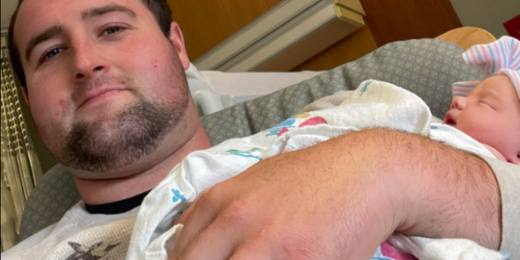 ΗΠΑ: 26χρονος σκότωσε την 3 εβδομάδων κόρη του και τραυμάτισε τη σύζυγό του με τόξο (φωτο)