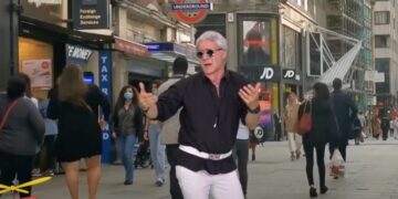 Alldaynews.gr «Την έπεσες στη γυναίκα μου και μας χώρισες!»: Γνωστός Τραγουδιστής κατηγορεί τον Γιώργο Αγγελόπουλο (video)