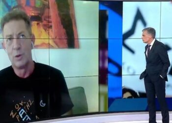 «Σηκώνω το γάντι που έριξες και το πετώ στη μούρη»! Ένταση στον «αέρα» με Ευαγγελάτο και Πετρόπουλο