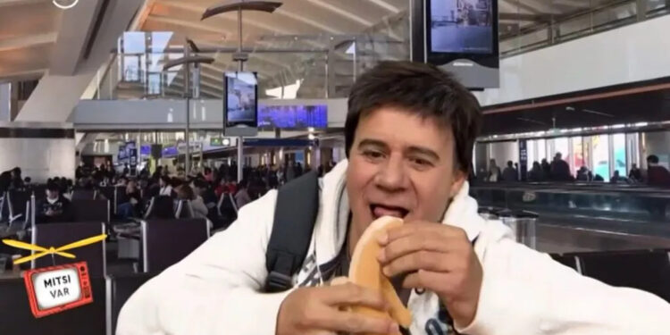 Alldaynews.gr Γιώργος Μητσικώστας: Έγινε Ευτύχης Μπλέτσας μπήκε με τρόπο μοναδικό στο Happy Traveler