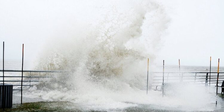 Δεν το χωράει ο νους: 4 παιδιά πνίγηκαν όταν παρασύρθηκαν από παλιρροϊκό κύμα ενώ ψάρευαν