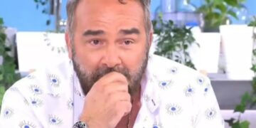 Ξέσπασε σε Κλάματα ο Γρηγόρης Γκουντάρας-Δεν το είχε ξαναπεί ποτέ: «Το τρίτο παιδί πέθανε στη γέννα»