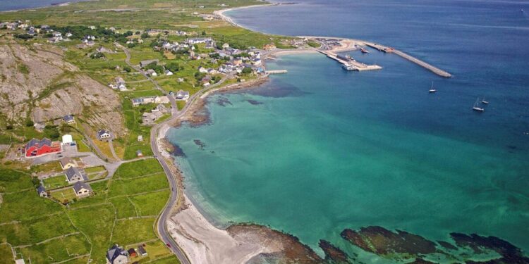 Alldaynews.gr Επιδότηση 84.000 ευρώ για μετεγκατάσταση σε απομακρυσμένα νησιά