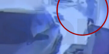 Alldaynews.gr Κορυδαλλός – Βίντεο ντοκουμέντο: Καρέ καρέ η εν ψυχρώ εκτέλεση μέσα από το γκαράζ (video)