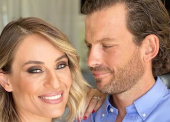 Ελεονώρα Μελέτη-Θοδωρής Μαροσούλης: Παντρεύτηκαν και βάφτισαν και την κορούλα τους![video]