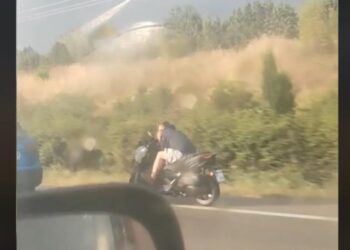 Alldaynews.gr Θεσσαλονίκη – Χαμός στο αεροδρόμιο: Έχασε την πτήση και η αντίδρασή του σόκαρε τους πάντες (video)