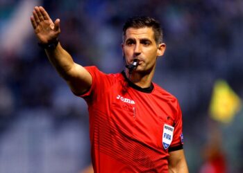 Ο Τάσος Σιδηρόπουλος είχε τρομακτικό ατύχημα με ποδήλατο, με ταχύτητα 65 χλμ./ώρα: “Το κράνος σώζει ζωές”