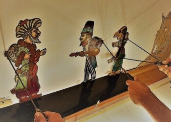 «Έφυγε» από τη ζωή ο «εθνικός καραγκιοζοπαίχτης» Θανάσης Σπυρόπουλος