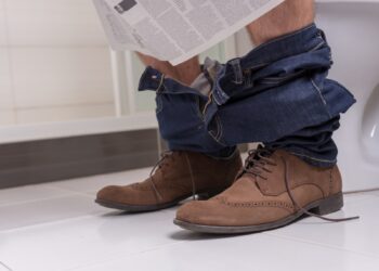 Άνδρας απολύθηκε από τη δουλειά του γιατί πήγαινε πολύ ώρα στην τουαλέτα