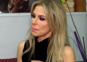 «Έβριζε ιερά και όσια, έβαλα τα κλάματα»: Συγκλονίζει η Ζωή Κρονάκη για την ακραία βίαιη συμπεριφορά σε συνέντευξη