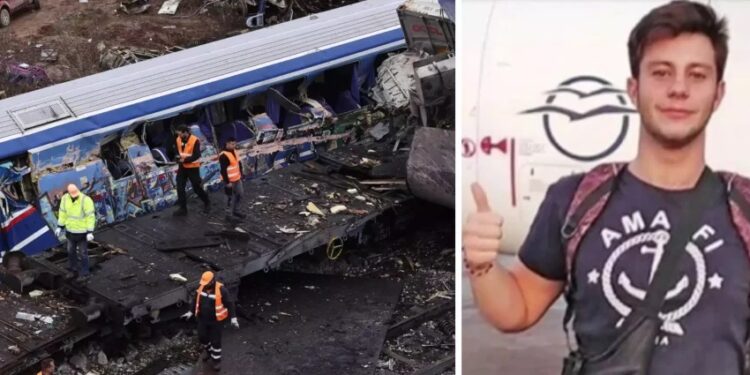 «Ανοίγει λίγο τα μάτια του…»: Δεκτός από κέντρο αποκατάστασης στη Γερμανία ο 20χρονος Γεράσιμος, ο μαναδικός επιζών του πρώτου βαγονιού στα Τέμπη
