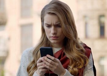 Ο άντρας μου, μου έστειλε κατά λάθος μήνυμα που ήθελε να στείλει στην ερωμένη του. Τί με συμβουλεύετε;