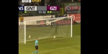 Alldaynews.gr Conference League: Απίστευτο σκηνικό σε εκτέλεση πέναλτι – Δείτε βίντεο