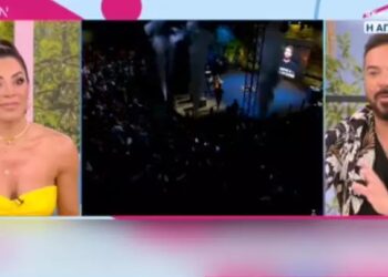 «Πάγωσε» στον αέρα η Μαριάντα Πιερίδη με τον στίχο του Τριαντάφυλλου: «Π… το 21, π… και εδώ»[video]