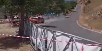 Alldaynews.gr Τρομακτικό Βίντεο: Σοβαρό ατύχημα σε αγώνα ράλι στη Δημητσάνα – Πέντε τραυματίες, ανάμεσά τους δύο παιδιά