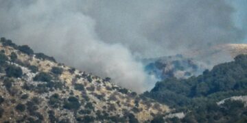 Alldaynews.gr Μεγάλη φωτιά στη βόρεια Κέρκυρα – Εκκενώνονται πέντε οικισμοί