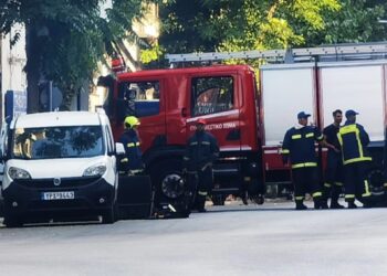 Alldaynews.gr Έκρηξη μετά από τηλεφώνημα για βόμβα στην Μασονική Στοά στην Αχαρνών