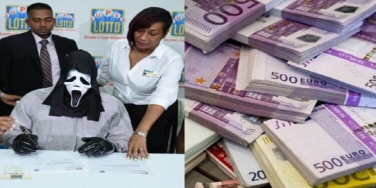 Άντρας έπιασε το Λόττο και παρέλαβε τα κέρδη με μάσκα για να μην τον αναγνωρίσουν οι συγγενείς και του ζητάνε δανεικά[Φωτογραφίες]