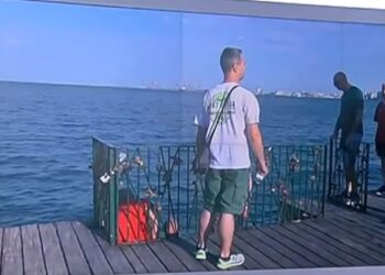 Θεσσαλονίκη: Ηλικιωμένος βούτηξε για άγνωστο λόγο στον Θερμαϊκό