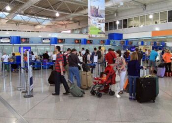 Φοιτητής πήρε 238 πτήσεις σε ένα χρόνο για να πάει στο πανεπιστήμιο χωρίς να νοικιάσει