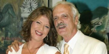 Alldaynews.gr Δύσκολες ώρες για τον Σπύρο Φωκά: Μετά την φωτιά, στο νοσοκομείο με οξύ έμφραγμα η σύζυγός του, Λίλιαν