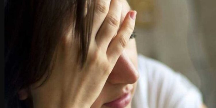 Alldaynews.gr Μετάνιωσα που άφησα τον άντρα μου για έναν πιτσιρικά! Έκανα τα παιδιά μου να ντραπούν…