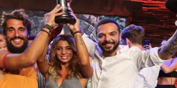 Alldaynews.gr Απάντησε στον Κατσούλη ο Τριαντάφυλλος: «Αθέτησες ό,τι είπαμε, αλλά θα έδινα και το χέρι μου για σένα» (video)